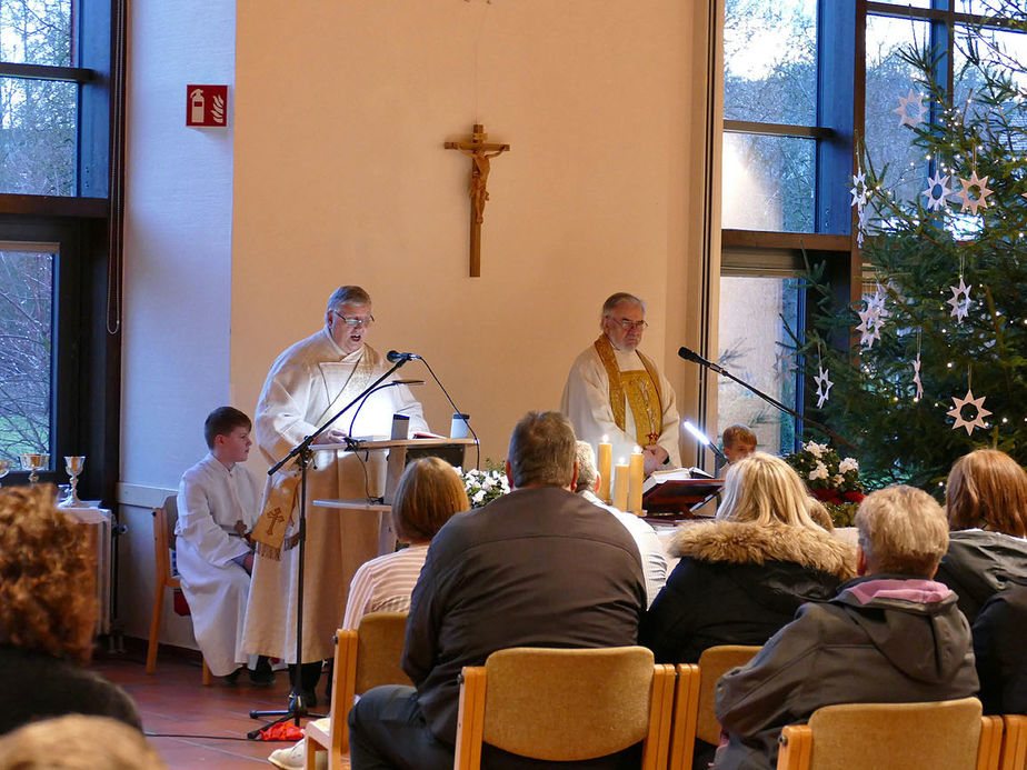 Kinderchristmette mit Krippenspiel (Foto: Karl-Franz Thiede)